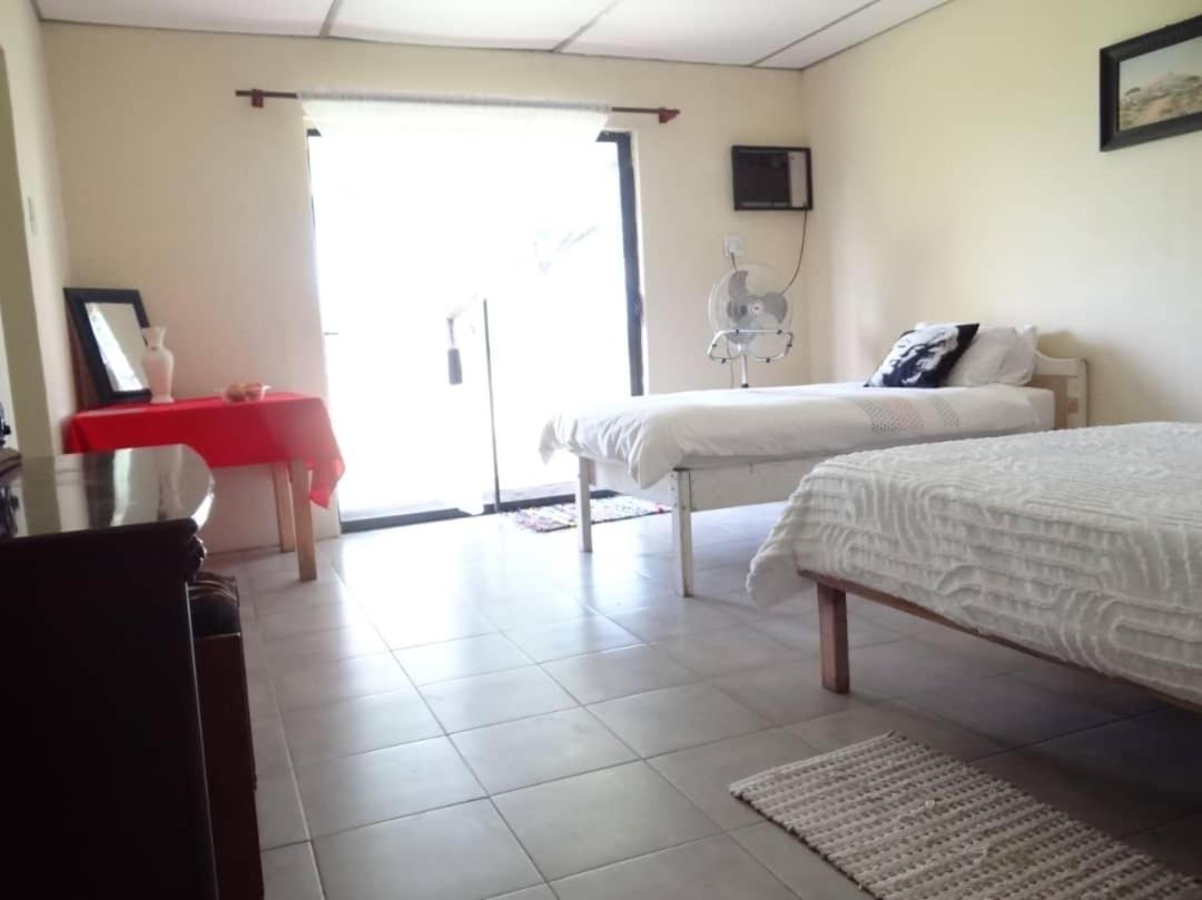 Bambi Lodge Grootfontein Eksteriør billede
