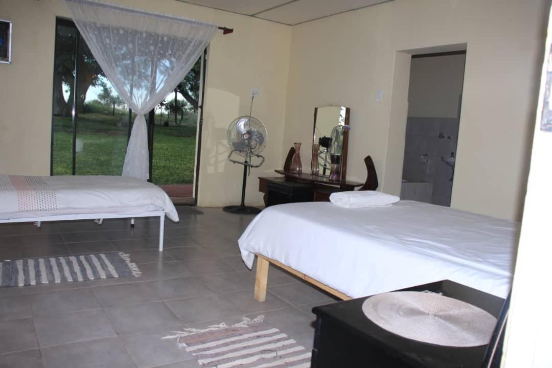 Bambi Lodge Grootfontein Eksteriør billede